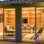 Hostal Tortugas B&B
